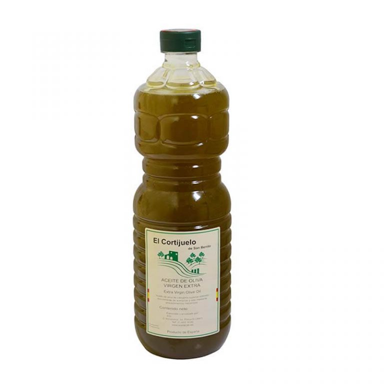 Plastic bottle of olive oil of the Cortijuelo San Benito